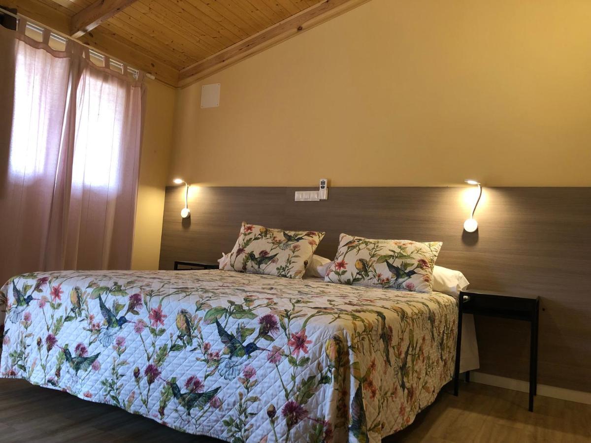 Hostal La Posada De Mari 라 카브레라 외부 사진